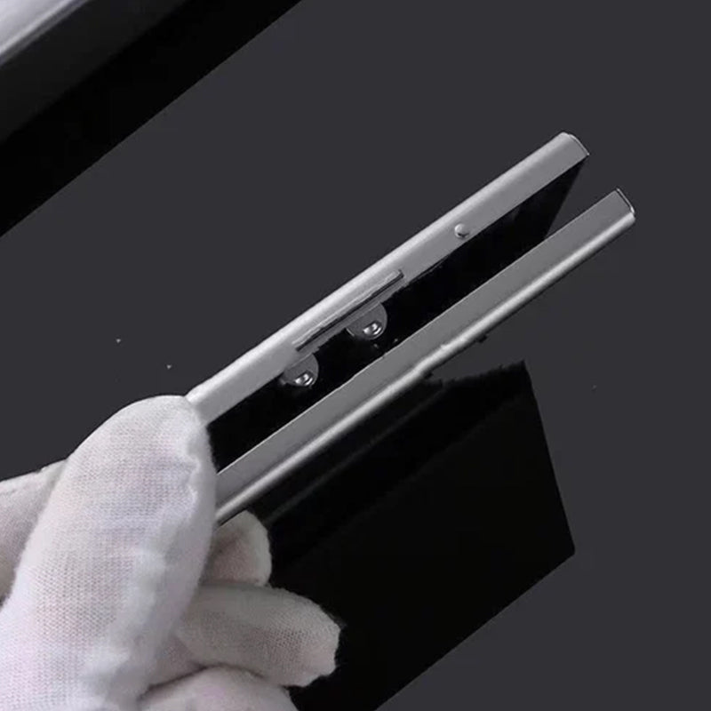 Metal RFID Card Holder for 6 Cards with Bayonet Lock