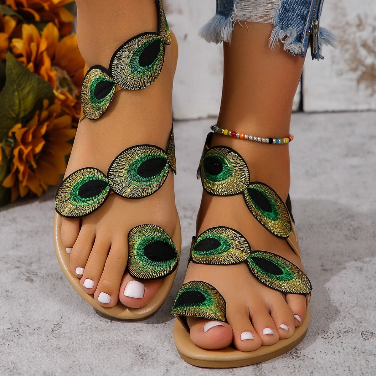 Elegant Flat Sandals for Women - Comfortable Summer Footwear