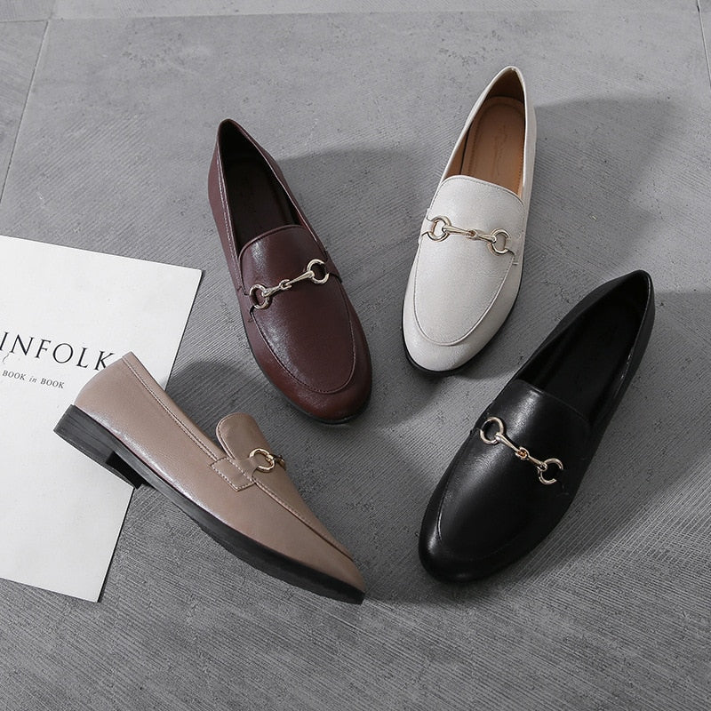 Timeless Leather Loafers for All-Day Comfort