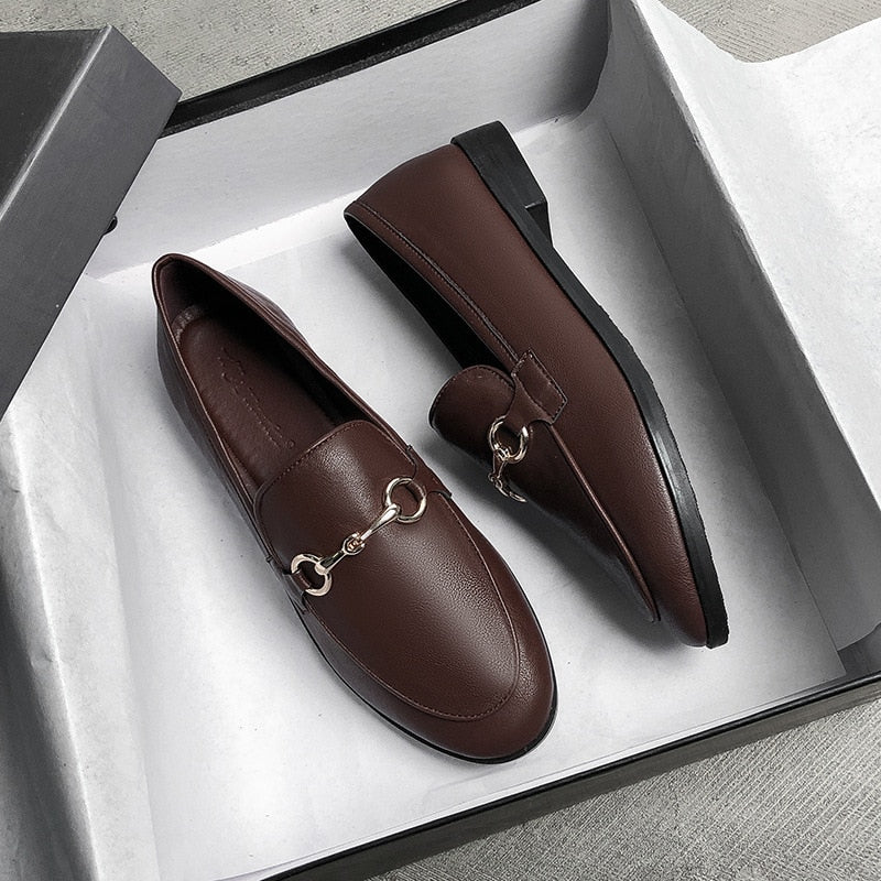 Timeless Leather Loafers for All-Day Comfort