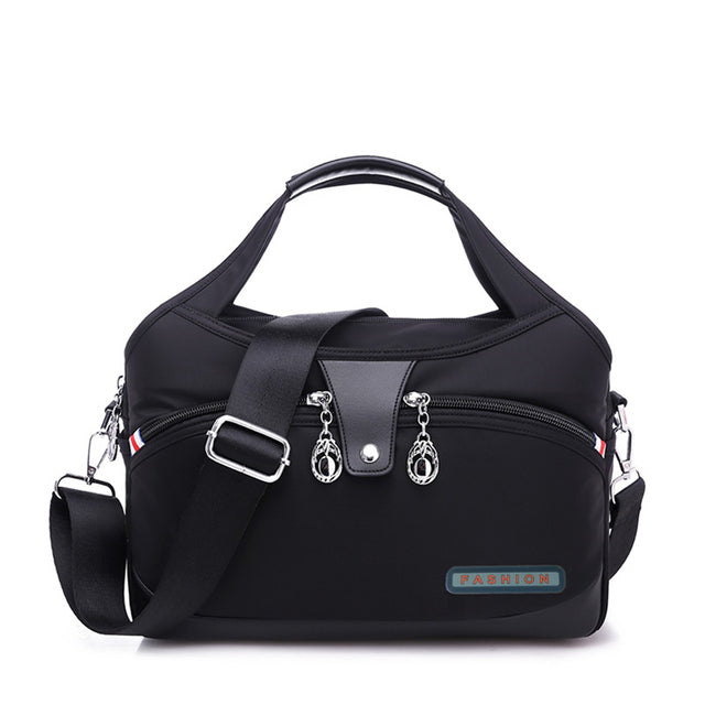 Theft-Proof Elegant Handbag with Adjustable Strap and RFID Protection