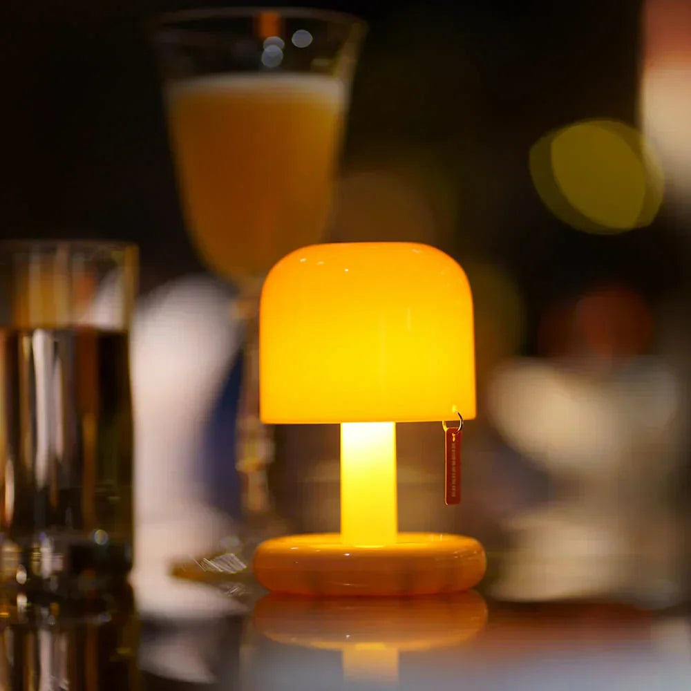 Rechargeable Sunset Glow Table Lamp