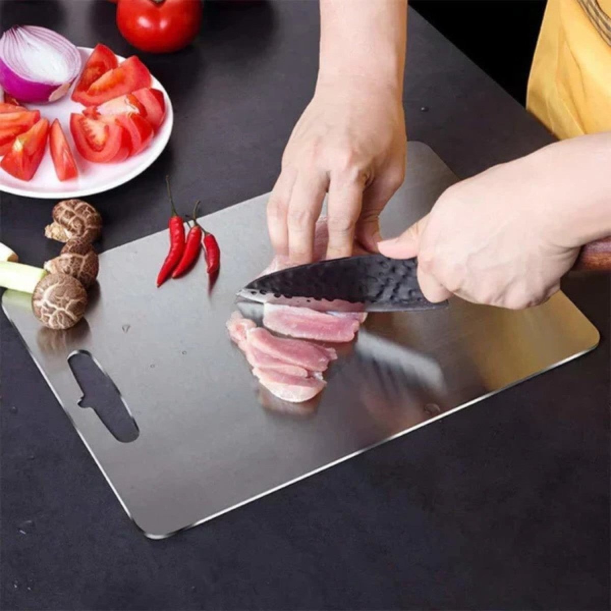 Antibacterial Titanium Cutting Board for Safe Food Preparation