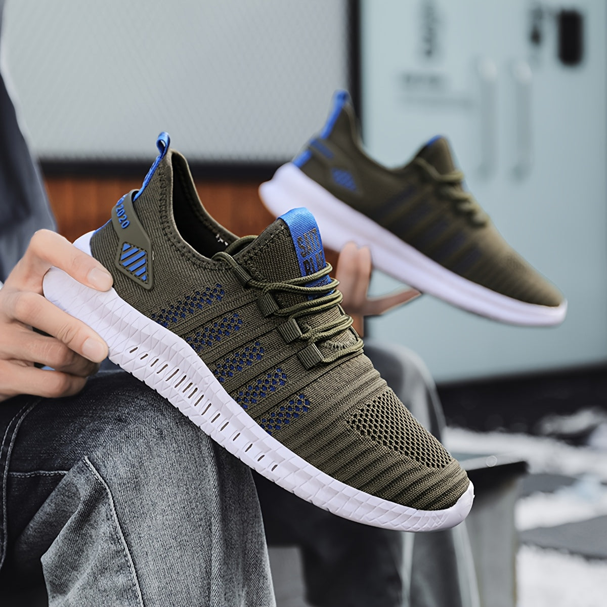 Lightweight Breathable Sports Shoes for Men