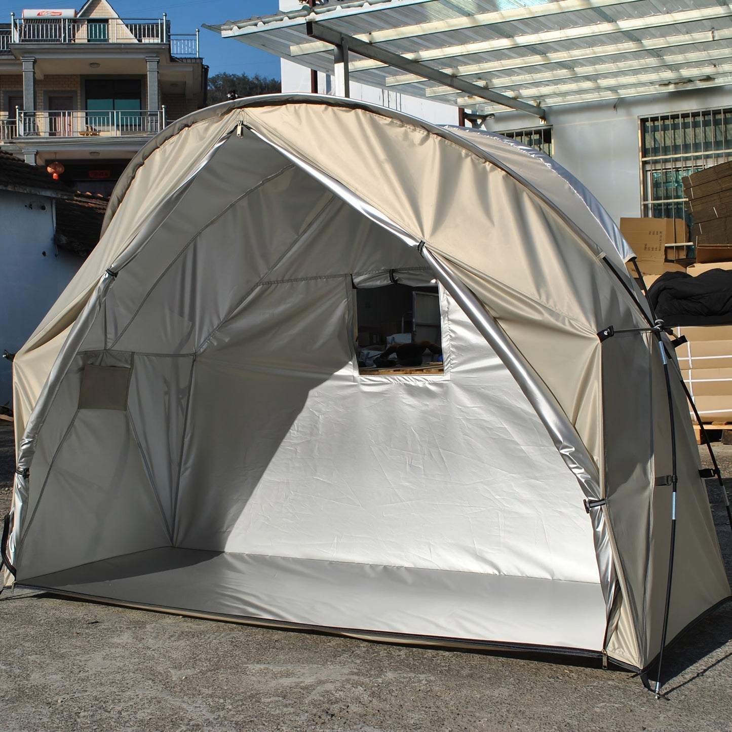 Compact Spring Tent with Quick Zip Setup