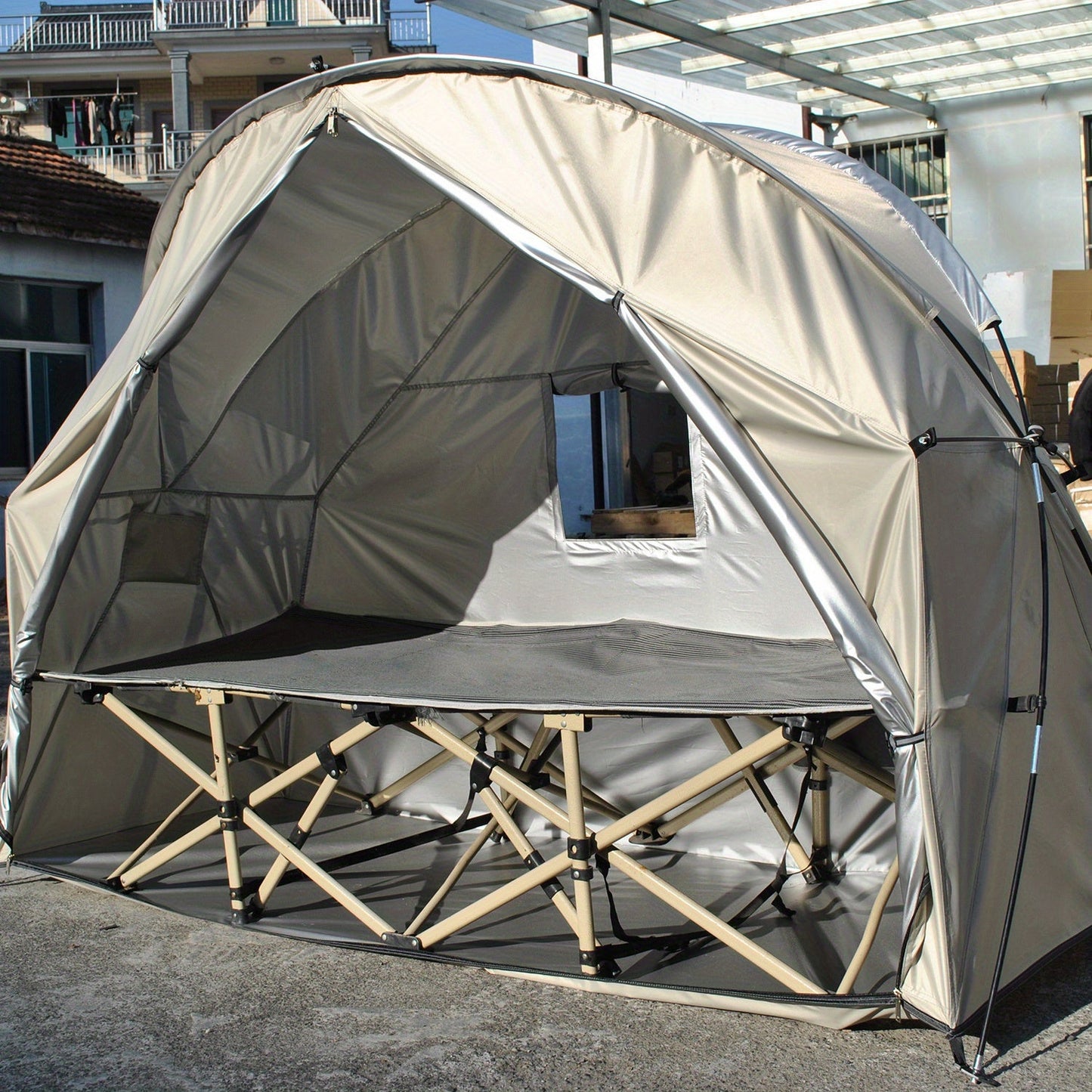 Compact Spring Tent with Quick Zip Setup