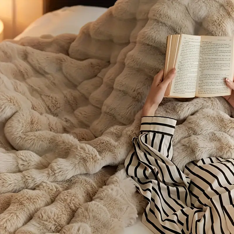 Soft Elegant Blanket for Ultimate Comfort and Relaxation