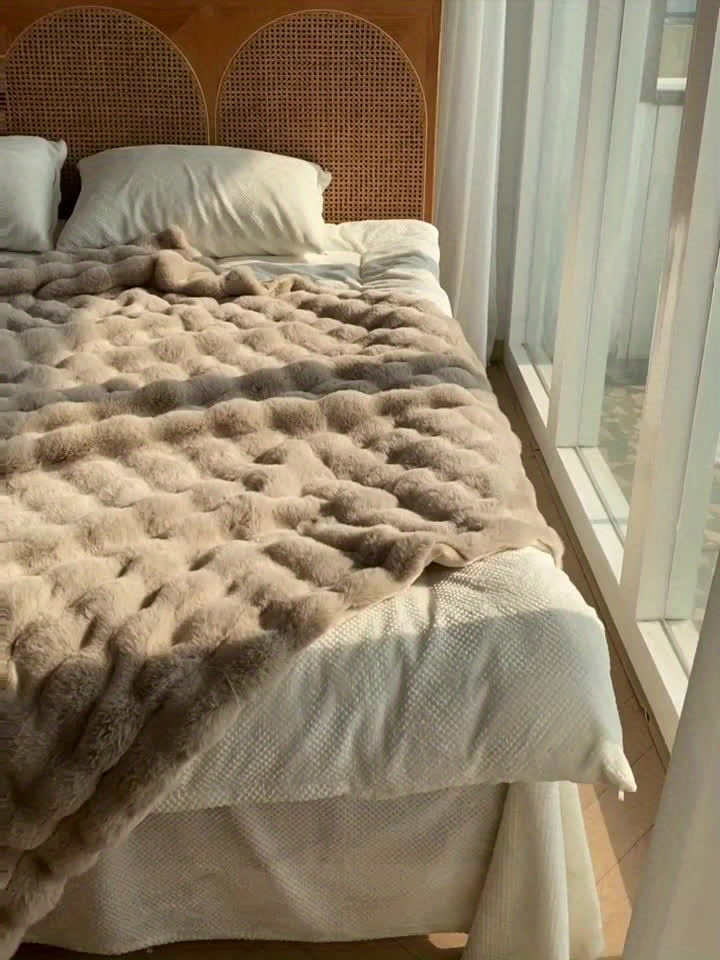 Soft Elegant Blanket for Ultimate Comfort and Relaxation