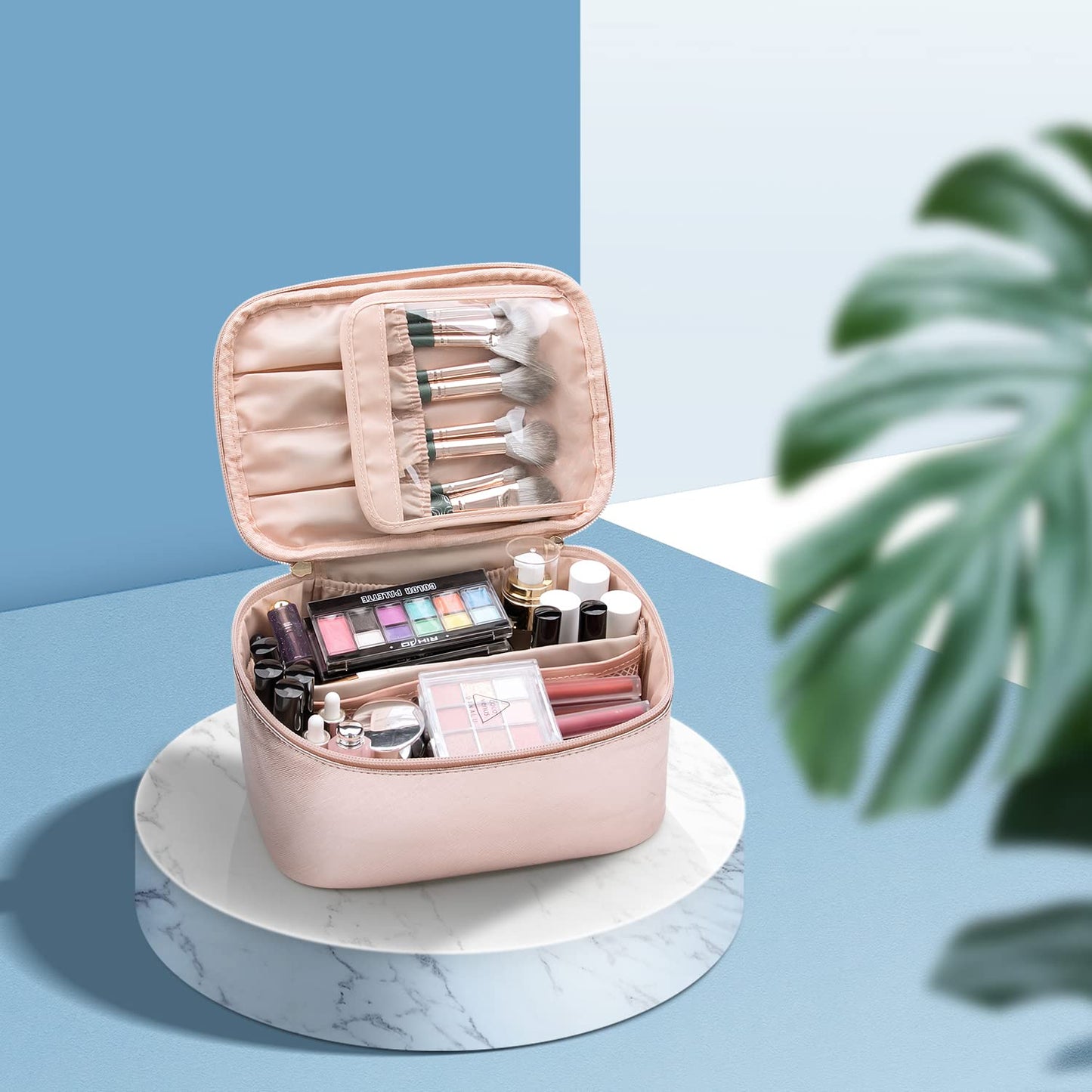 Travel-Friendly Makeup Organizer with Adjustable Dividers