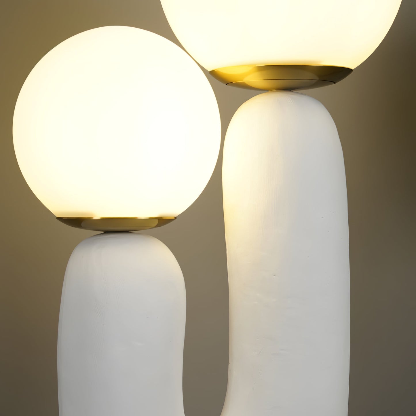 Contemporary Resin and Glass Table Lamp with Natural Accent
