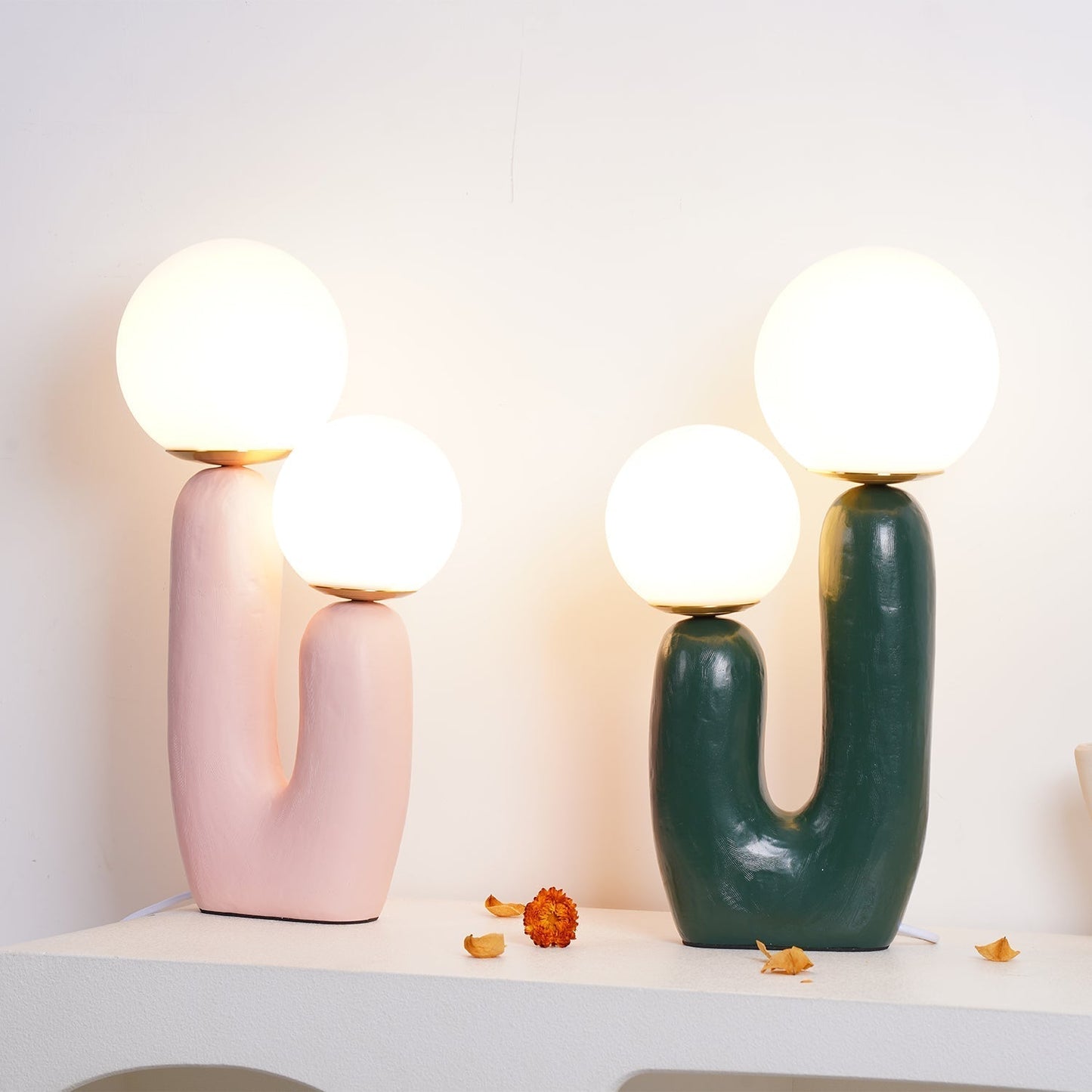 Contemporary Resin and Glass Table Lamp with Natural Accent