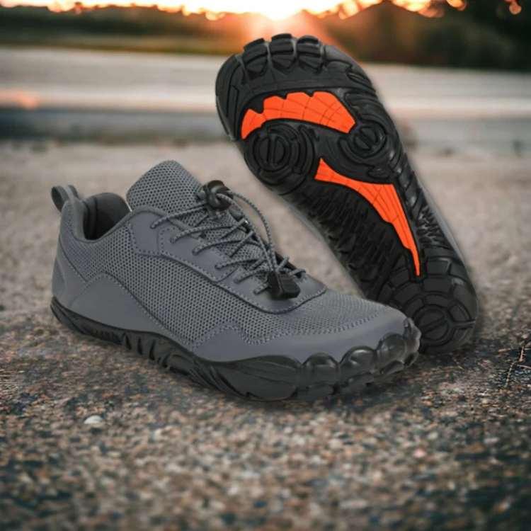 Lightweight Flexible Barefoot Shoes for Outdoor Spring Activities