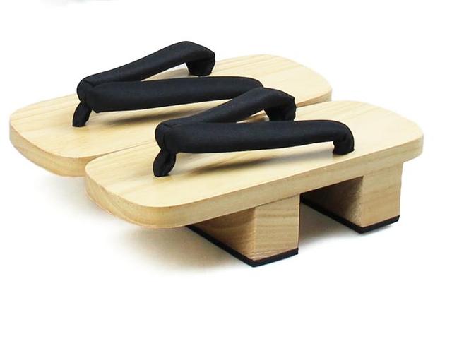 Japanese Geta Clogs with Breathable Rubber Sole