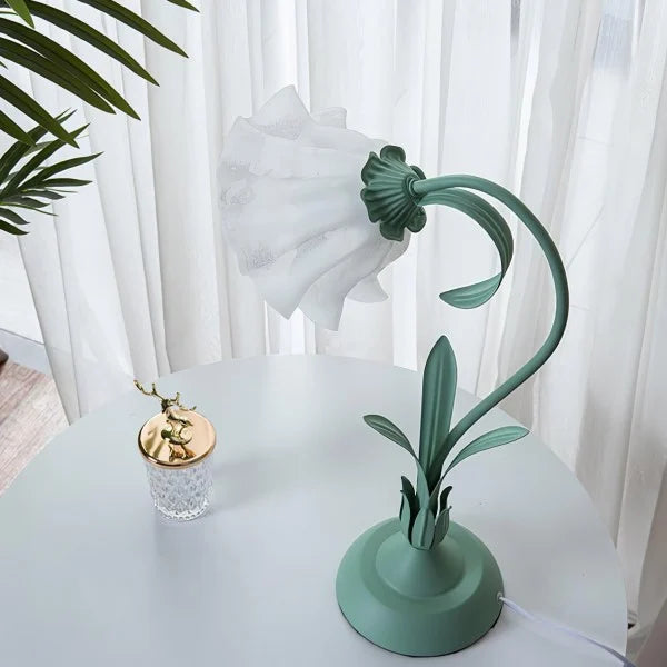 Vintage Adjustable Floral Table Lamp