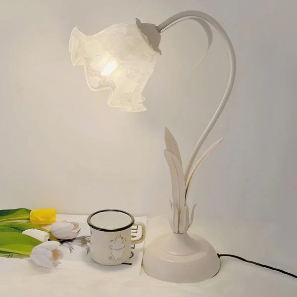 Vintage Adjustable Floral Table Lamp