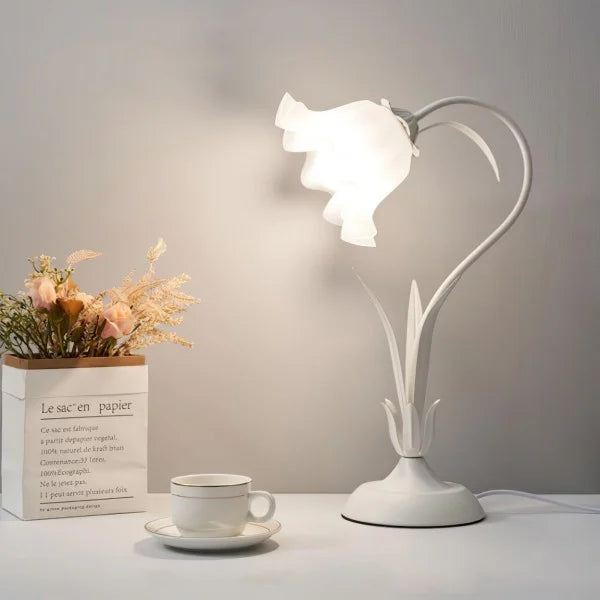 Vintage Adjustable Floral Table Lamp