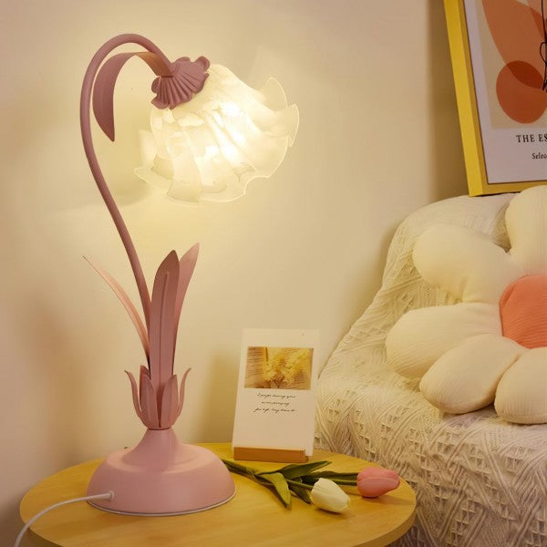 Vintage Adjustable Floral Table Lamp