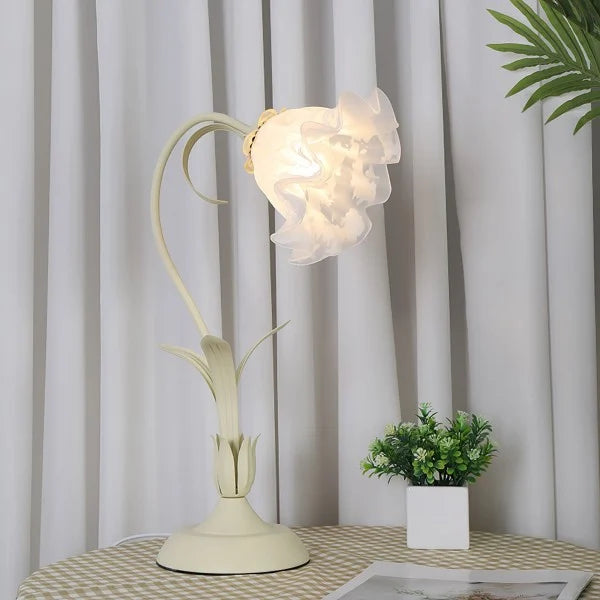 Vintage Adjustable Floral Table Lamp