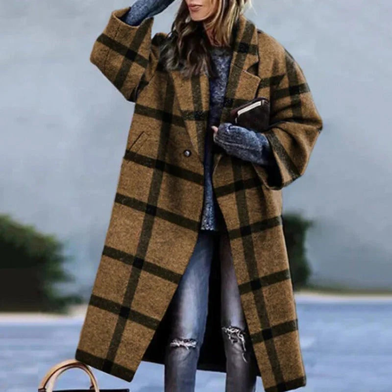 Elegant Women's Winter Coat with Flattering Silhouette and Warmth