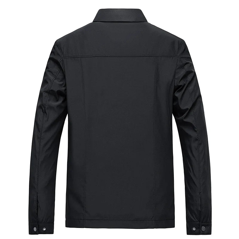 Lightweight Classic Fit Men's Jacket with Practical Pockets