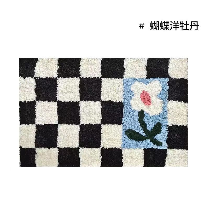 Vintage Checkered Plaid Bath Mat with Floral Design