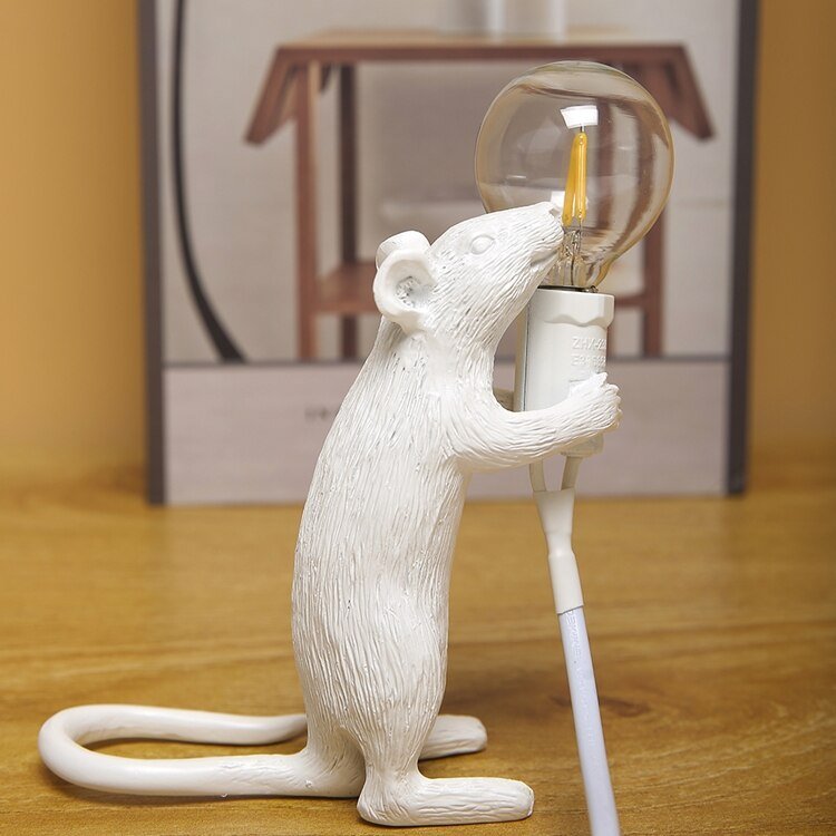 Vintage Mouse LED Desk Lamp - Creative Resin Night Light