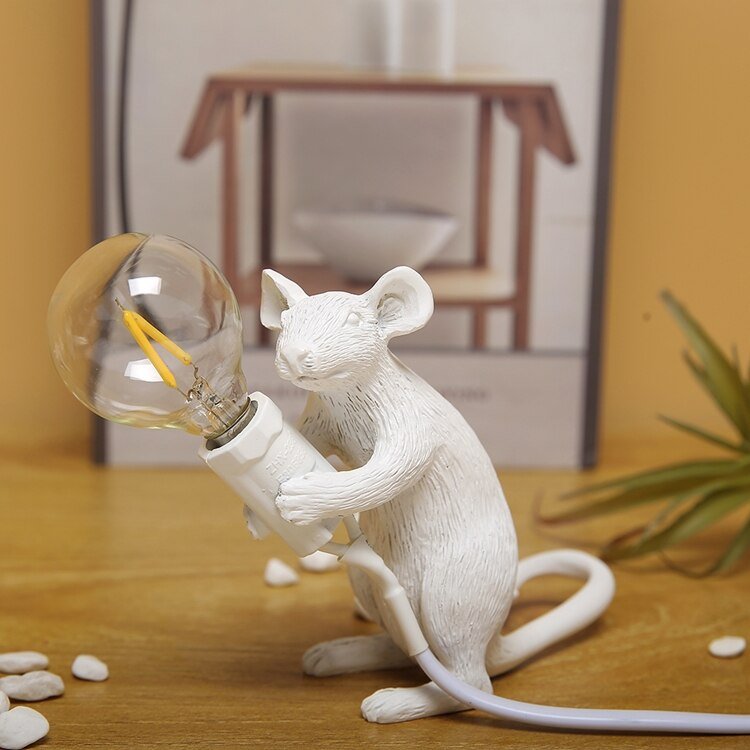 Vintage Mouse LED Desk Lamp - Creative Resin Night Light