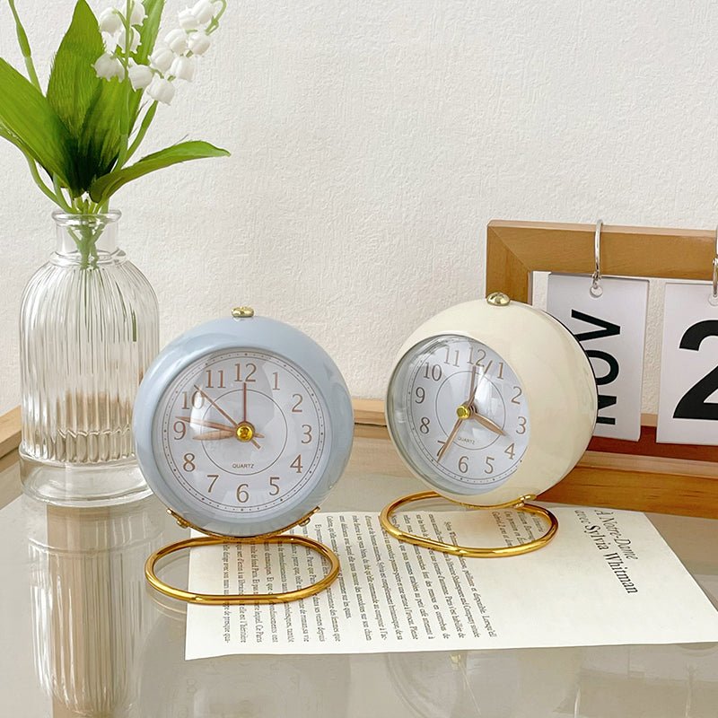 Vintage Round Analog Desk Clock
