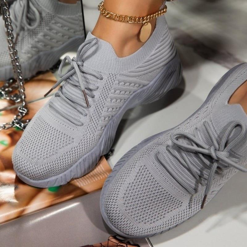Orthopedic Sneakers for Women with Flexible Sole and Breathable Design