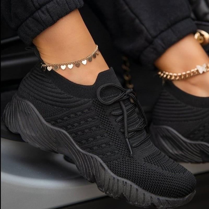 Orthopedic Sneakers for Women with Flexible Sole and Breathable Design