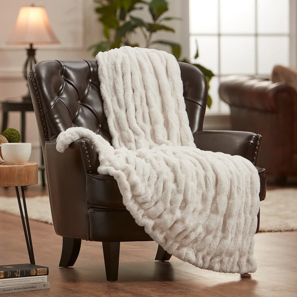 Reversible Faux Fur Throw Blanket