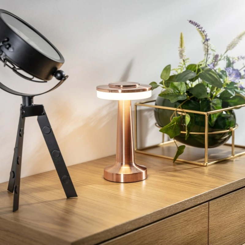Wireless Retro Dimmable Table Lamp in Metallic Finish