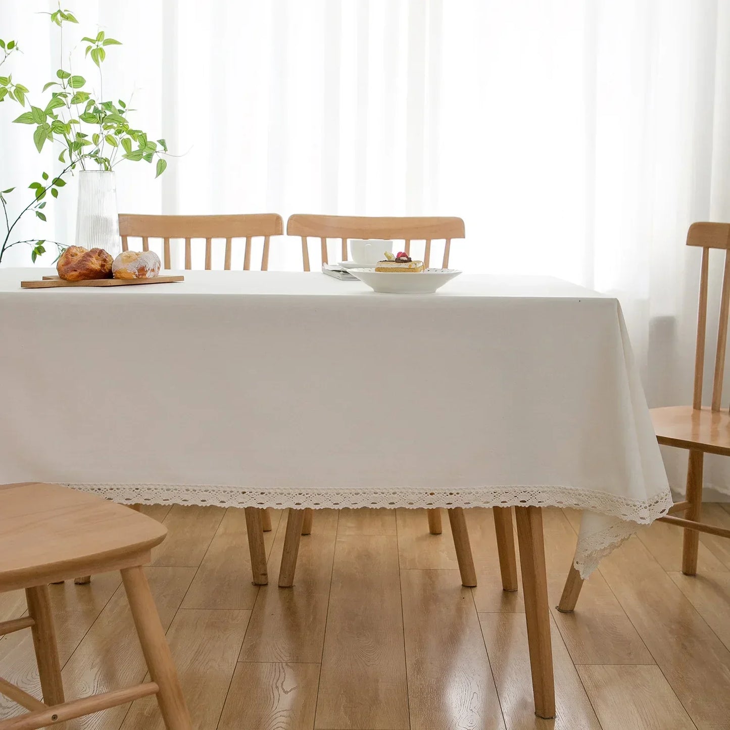 Cotton-Linen Daisy Tablecloth for Rustic Dining