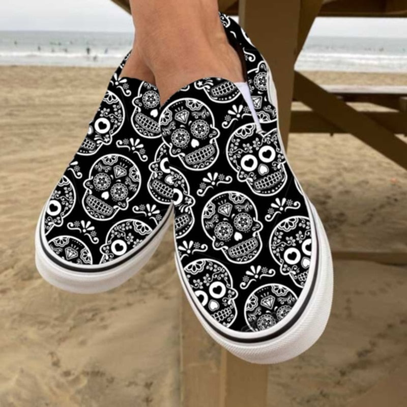 Casual Canvas Slip-On Loafers with Skull Print