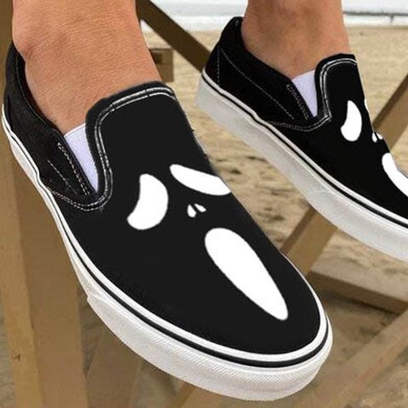 Casual Canvas Slip-On Loafers with Skull Print