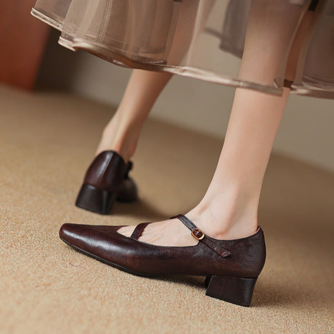 Tapered Heel Women's Pumps with Cushioned Interior