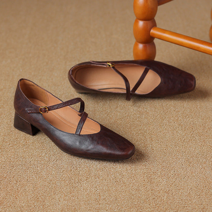 Tapered Heel Women's Pumps with Cushioned Interior