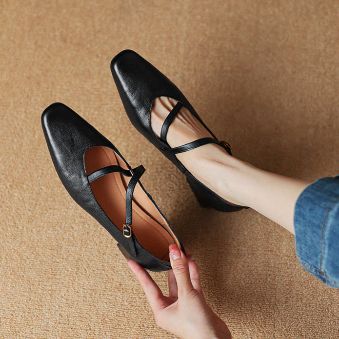 Tapered Heel Women's Pumps with Cushioned Interior