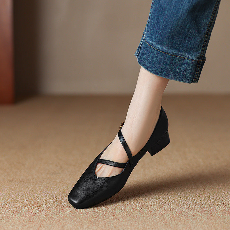Tapered Heel Women's Pumps with Cushioned Interior