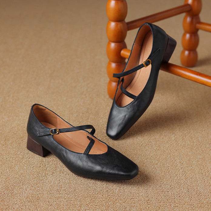 Tapered Heel Women's Pumps with Cushioned Interior