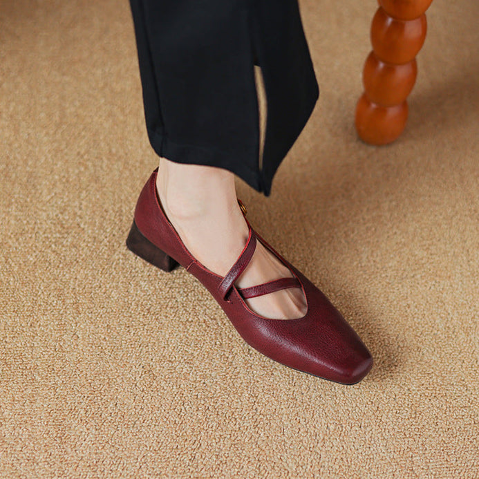 Tapered Heel Women's Pumps with Cushioned Interior