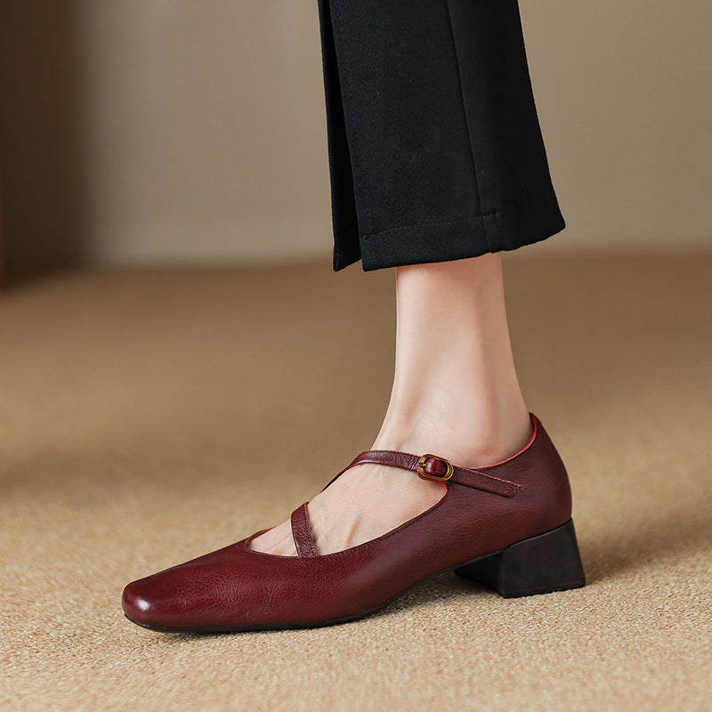 Tapered Heel Women's Pumps with Cushioned Interior