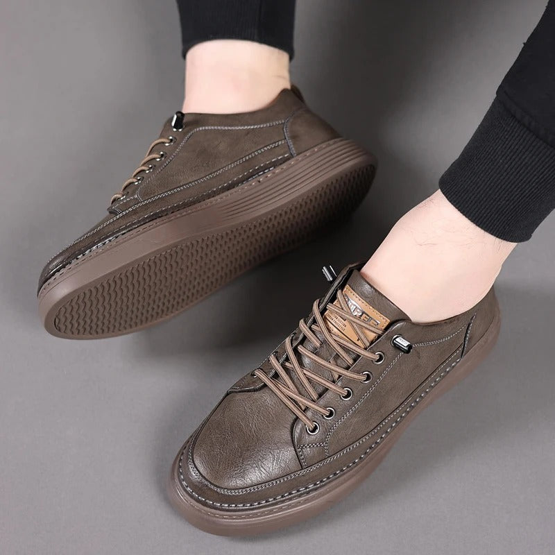 Men's Lightweight Casual Sneakers with Ridged Sole