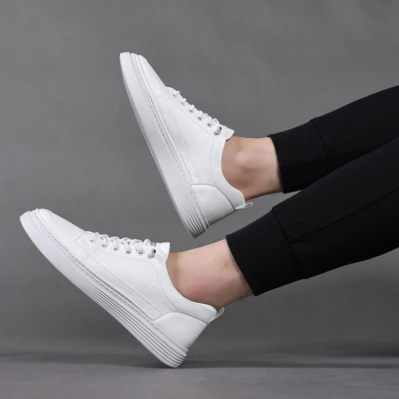Men's Lightweight Casual Sneakers with Ridged Sole