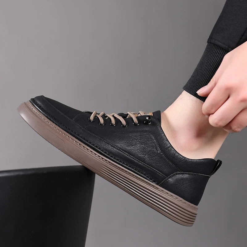 Men's Lightweight Casual Sneakers with Ridged Sole