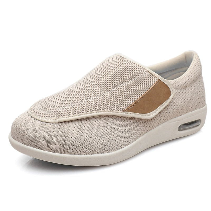 Women's Stretch Wide Comfort Shoes with Adjustable Closure