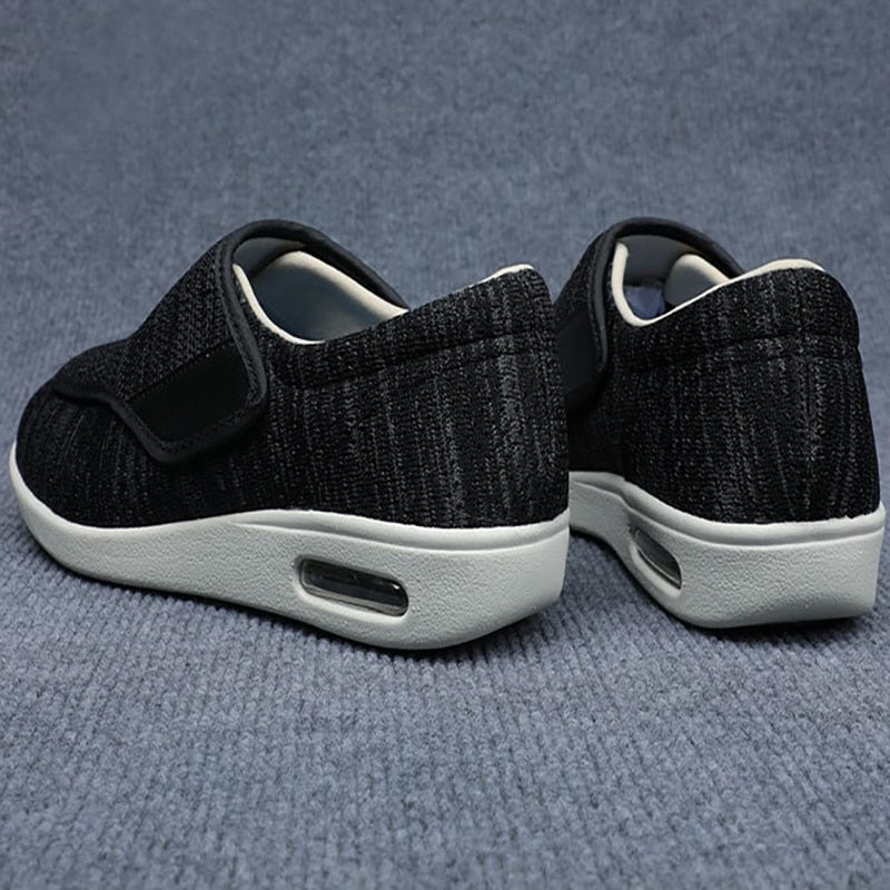 Women's Stretch Wide Comfort Shoes with Adjustable Closure
