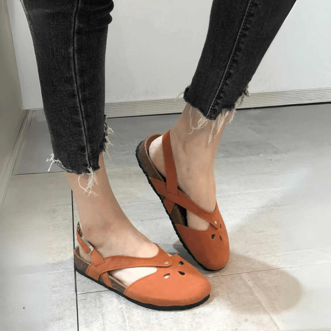 Closed-Toe Slingback Sandals with Cross-Strap Design