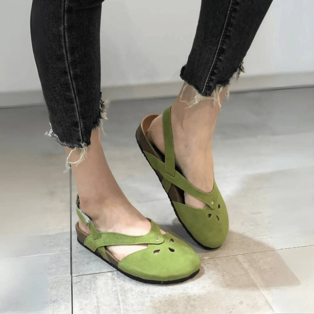 Closed-Toe Slingback Sandals with Cross-Strap Design