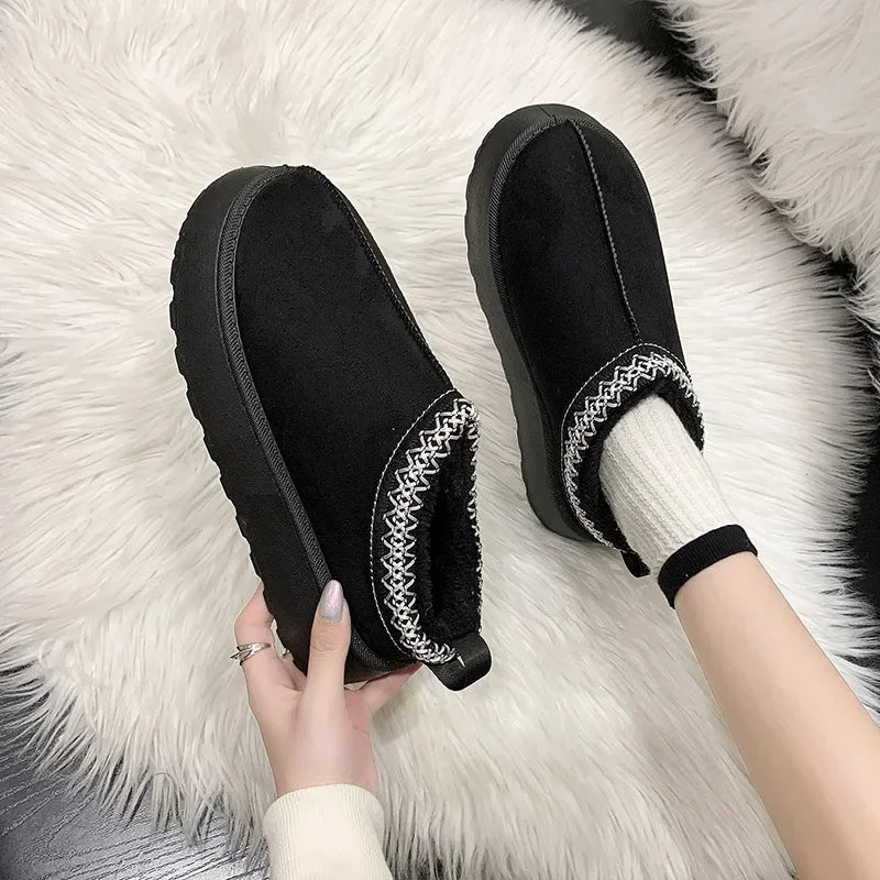 Fleece-Lined Women's Slip-On Mules for Cold Weather